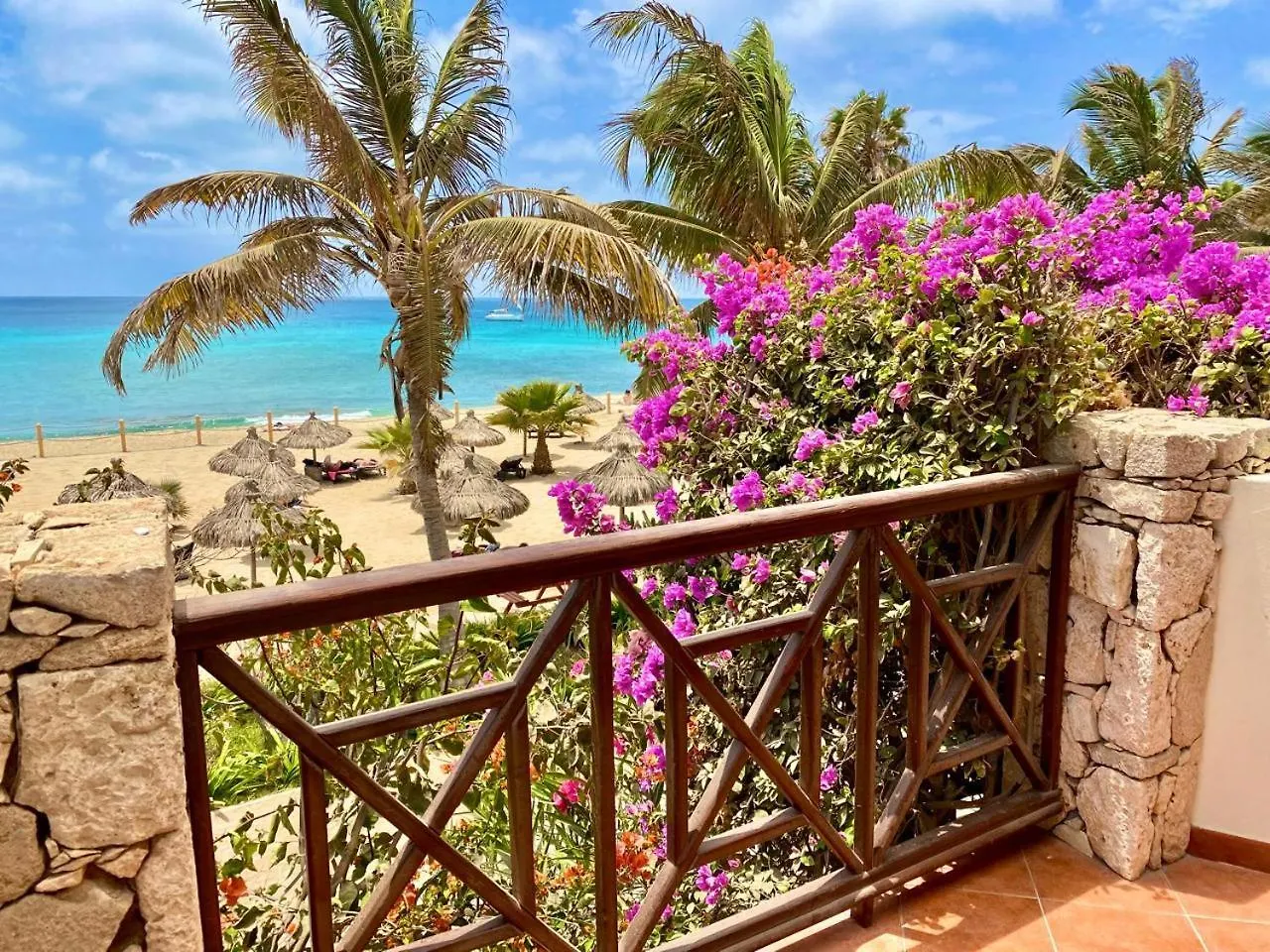 Porto Antigo 3 - Beachfront Apartment With Pool Santa Maria